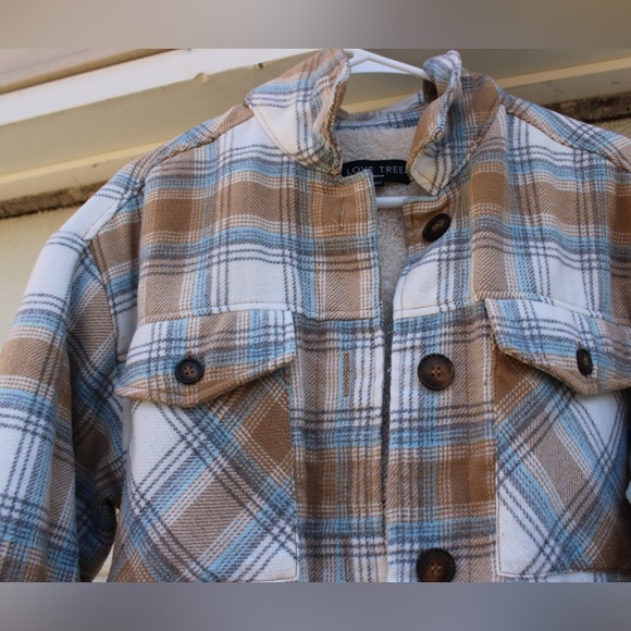 Love Tree Medium Shacket - Picture 3 of 7